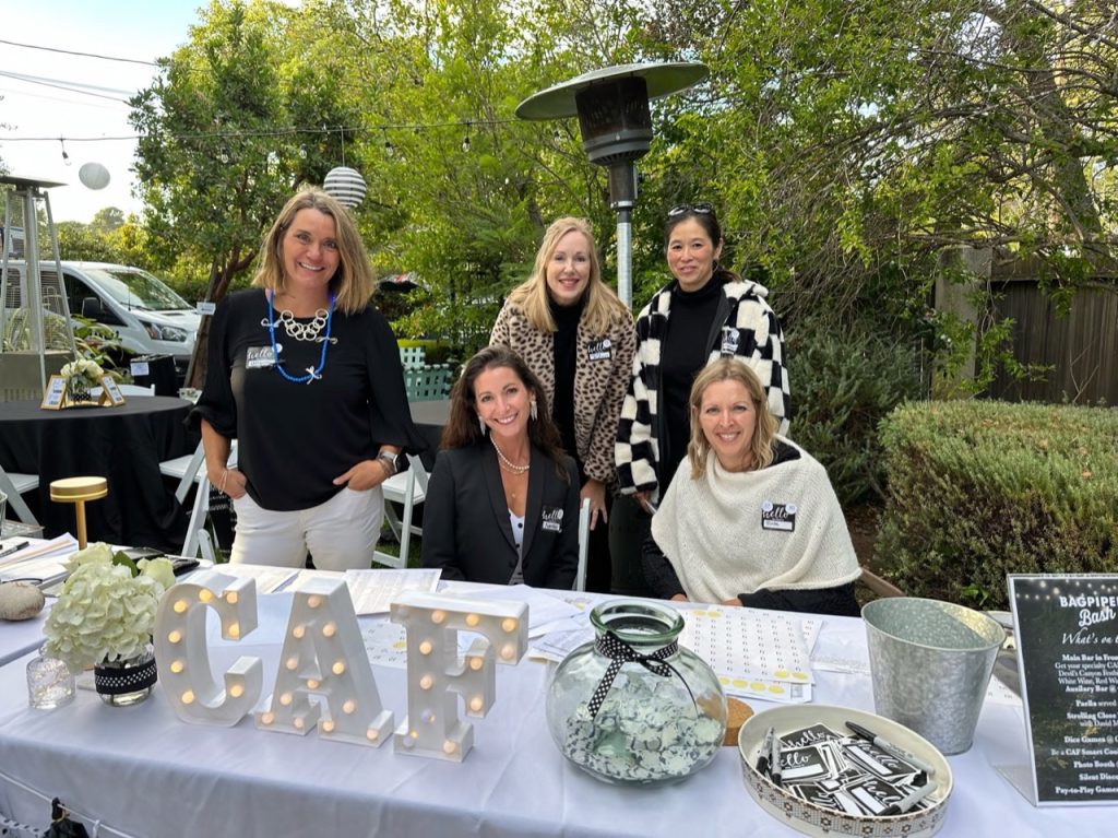 Bagpiper Bash 2023 checkin volunteers